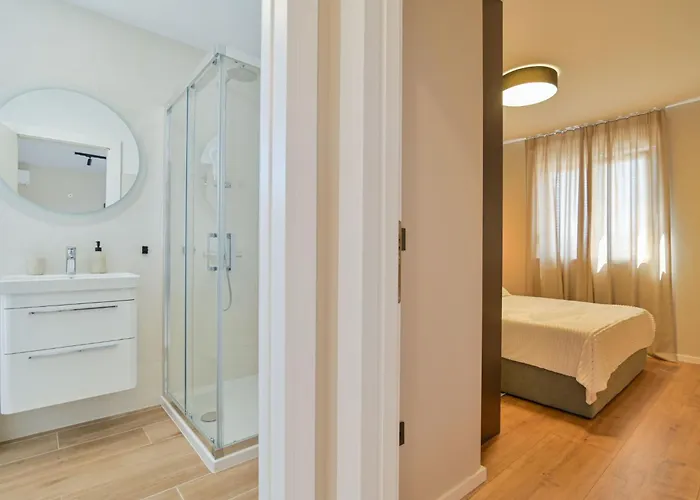 Appartement Noir Design-wohnung By Interhome *