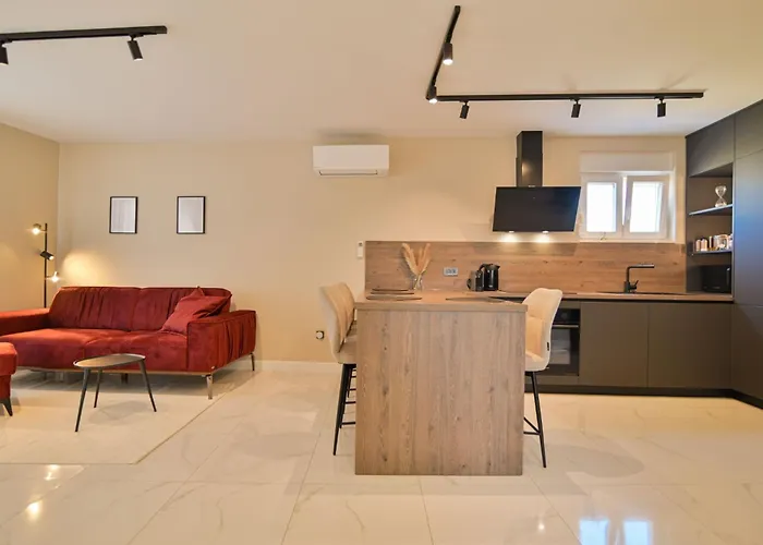 Noir Design-wohnung By Interhome Apartamento *