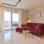 Noir Design-wohnung By Interhome * Трогир