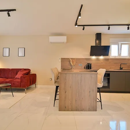 Noir Design-wohnung By Interhome Apartment *
